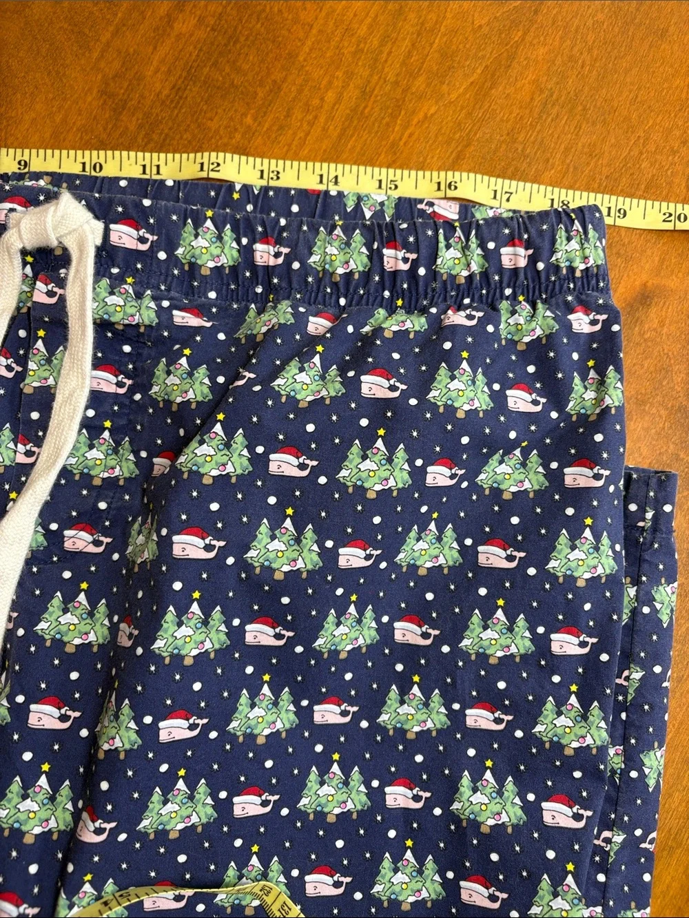 Vineyard Vines Navy Holiday Tree & Santa Whale Print Cotton Pajama Pants, L
